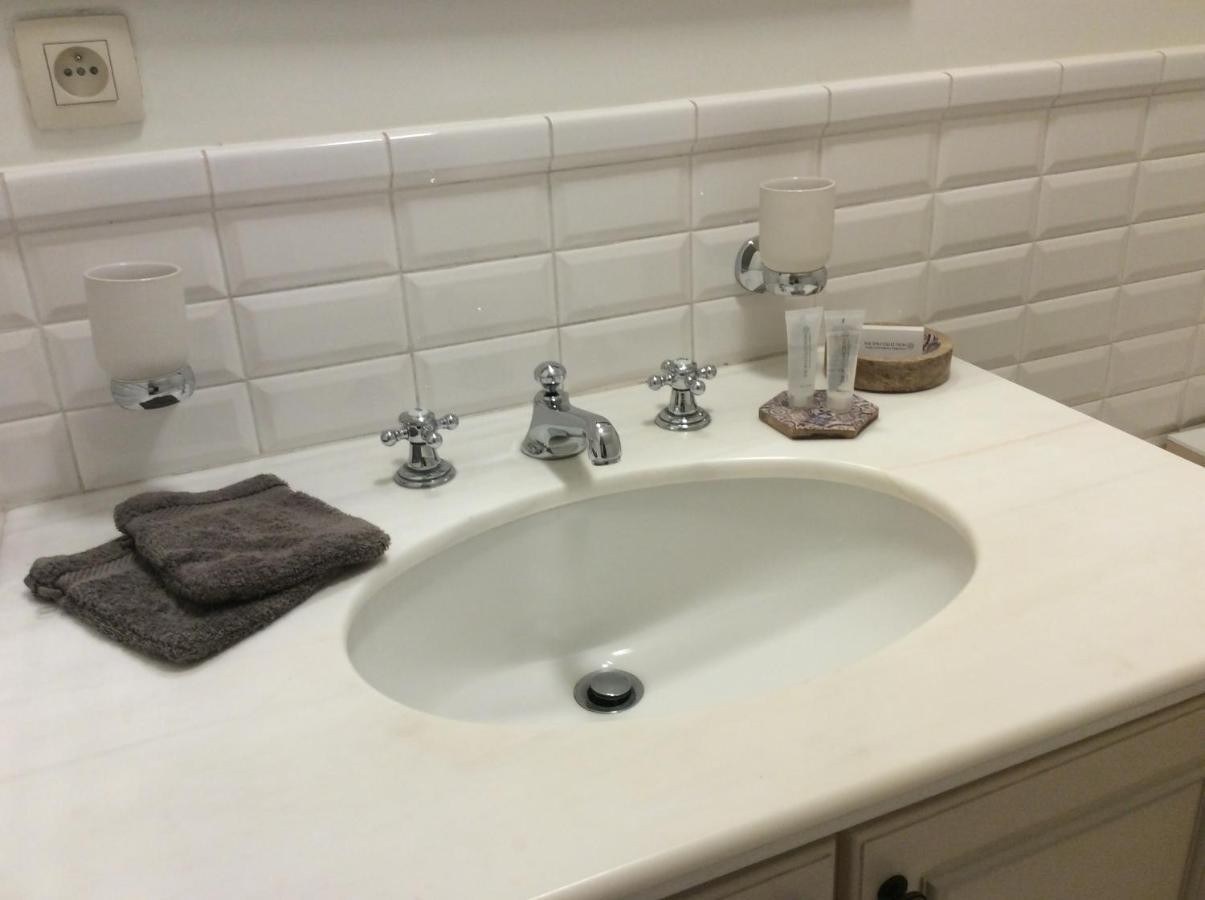 Truyenhof Bed & Breakfast Bree Bagian luar foto
